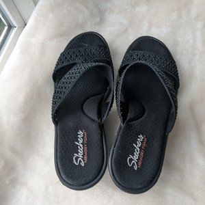 Skecher Memory Foam Black Sandals with 3 inch Heel. Size 11